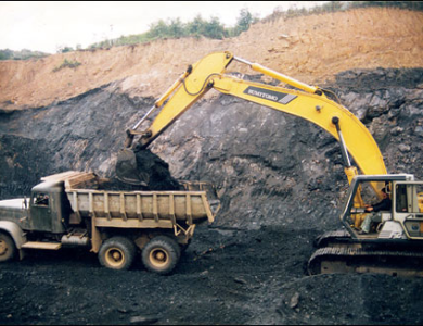 Khai thác khoáng sản: Không để mỗi tỉnh là một vương quốc